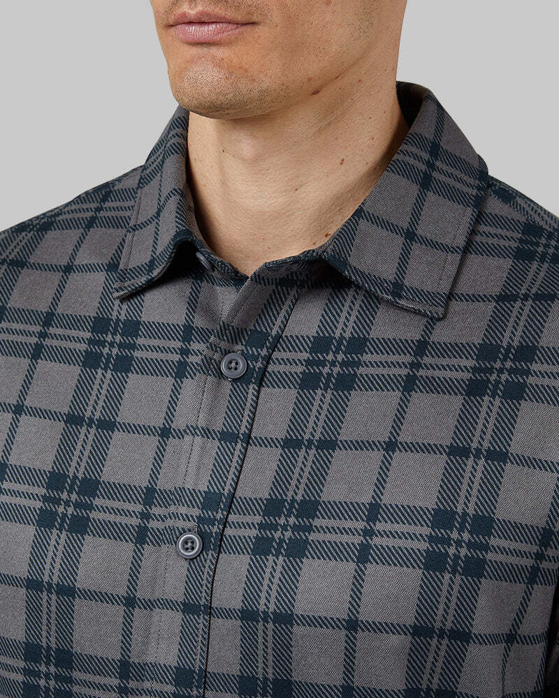 MEN'S SOFT STRETCH KNIT LONG SLEEVE BUTTON-UP